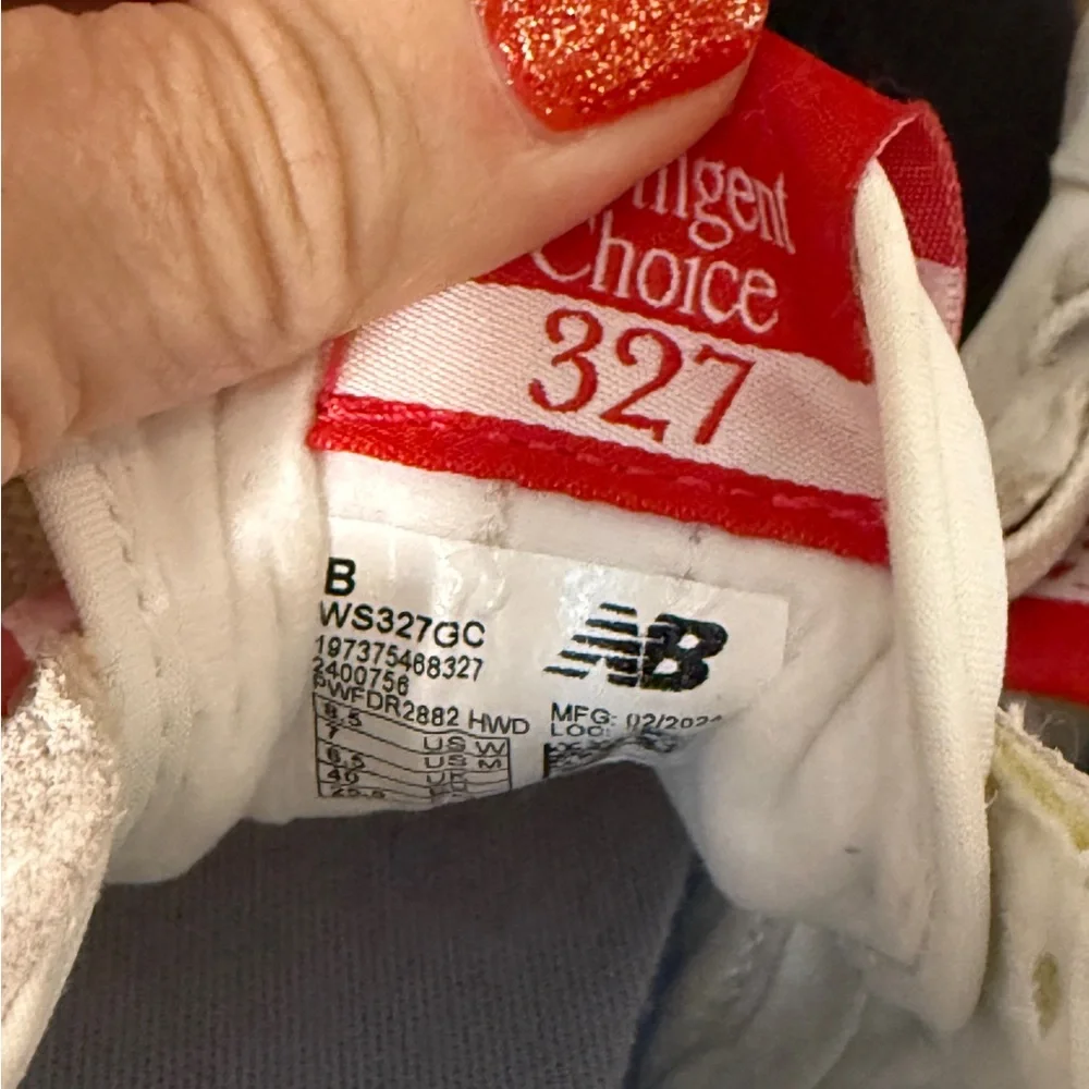 NB 327 Moonbeam True Red size 8.5 - Picture 5 of 5